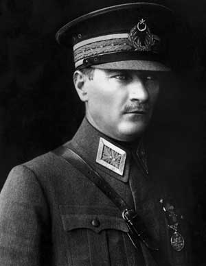 MUSTAFA KEMAL ATAT�RK